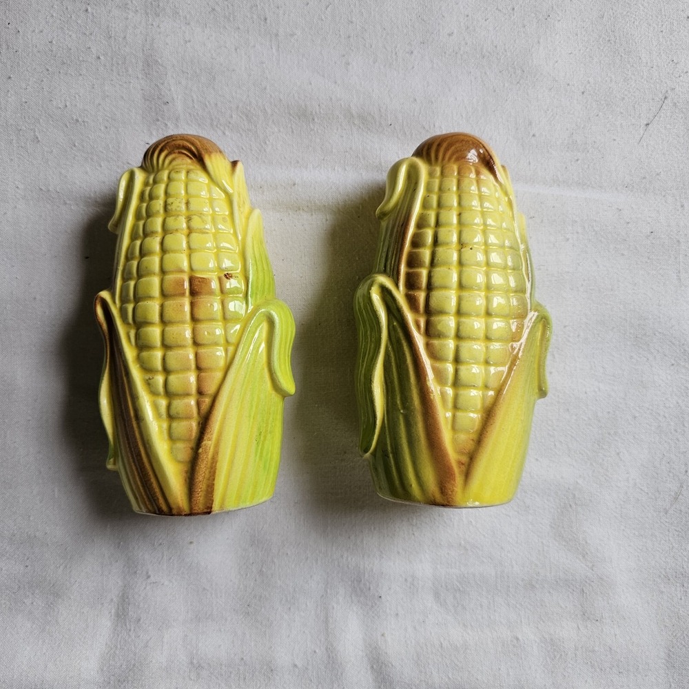 Vintage Ceramic Corn on the Cob Salt and Pepper Shakers - Kitschy Kitchen Decor